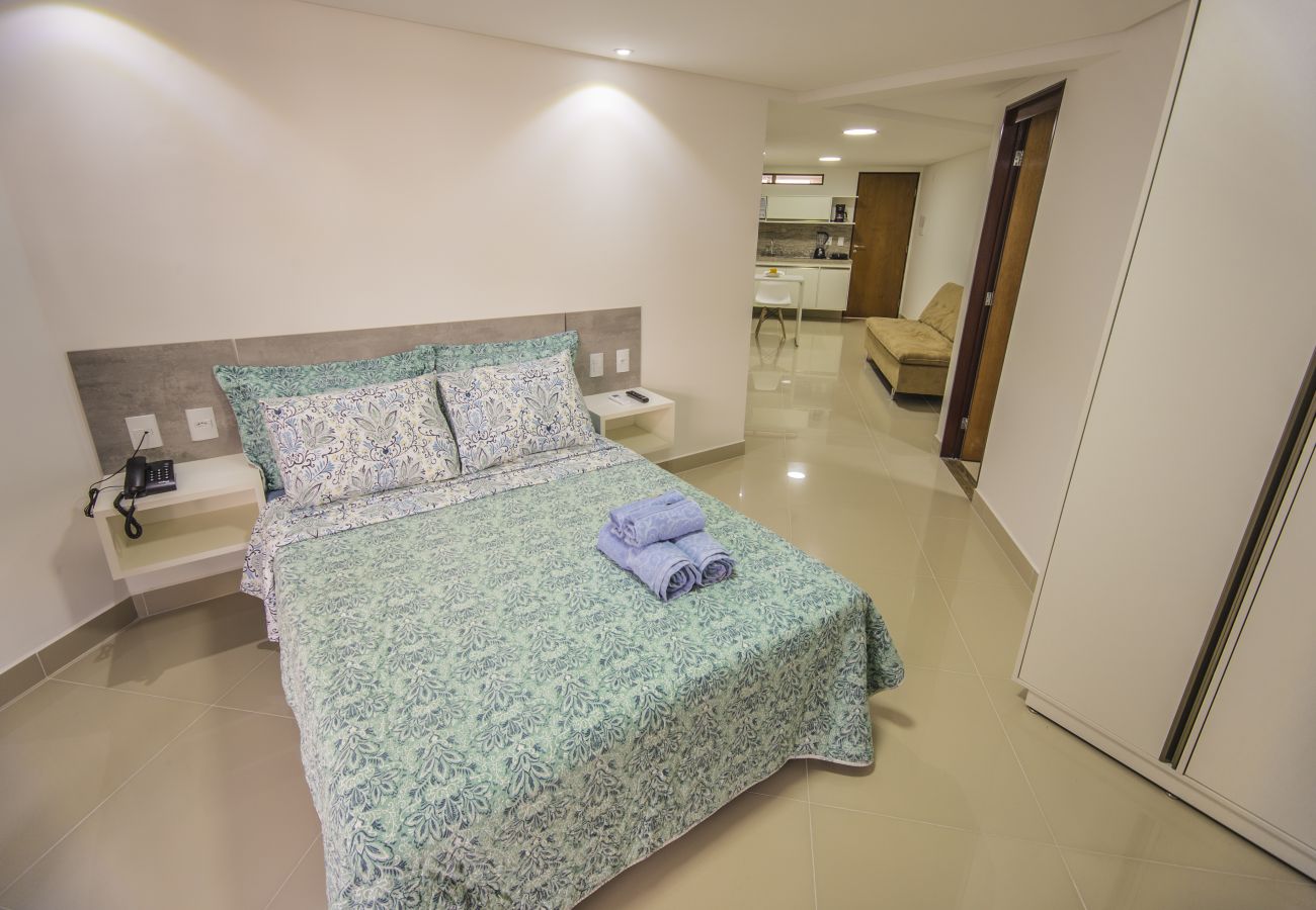 Apartamento em João Pessoa -  GOLDFLAT CABO BRANCO | Vista Piscina