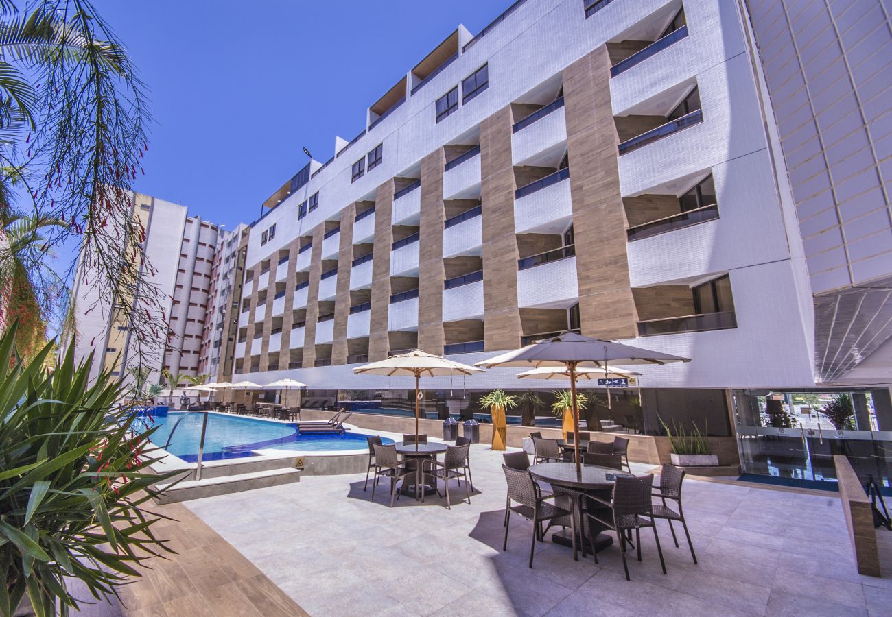Apartamento em João Pessoa -  GOLDFLAT CABO BRANCO | Vista Piscina