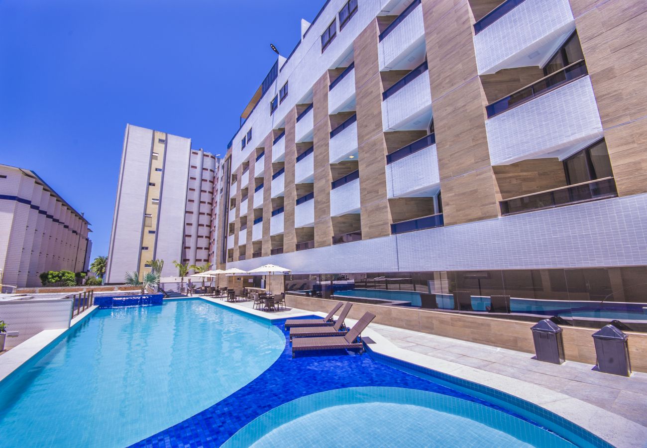 Apartamento em João Pessoa -  GOLDFLAT CABO BRANCO | Vista Piscina