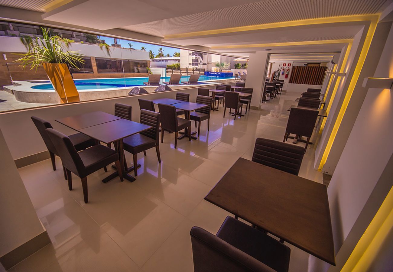 Apartamento em João Pessoa -  GOLDFLAT CABO BRANCO | Vista Piscina