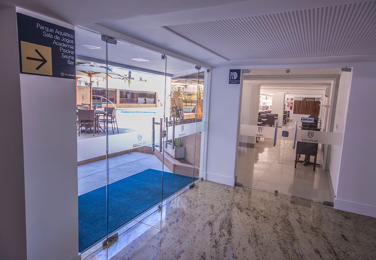 Apartamento em João Pessoa -  GOLDFLAT CABO BRANCO | Vista Piscina