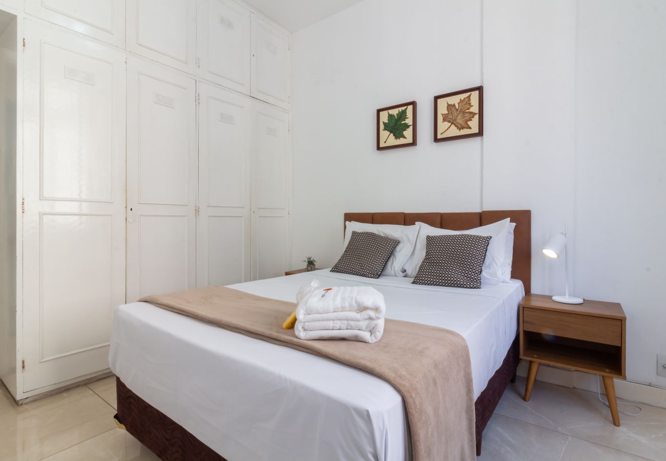 Apartamento em Rio de Janeiro - Apartamento em Copacabana a 4 minutos da praia | SF704 