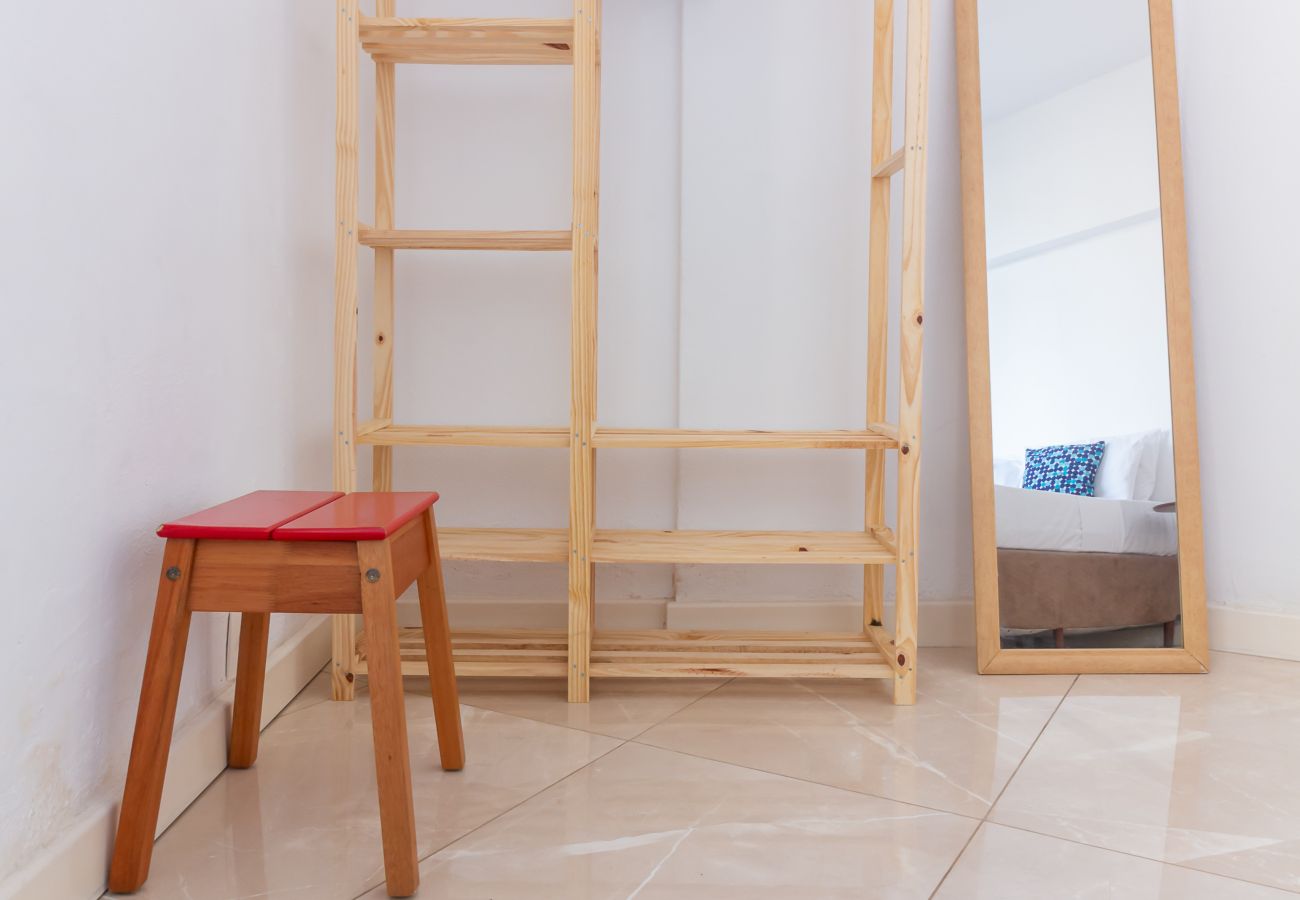 Apartamento em Rio de Janeiro - Apartamento em Copacabana a 4 minutos da praia | SF704 