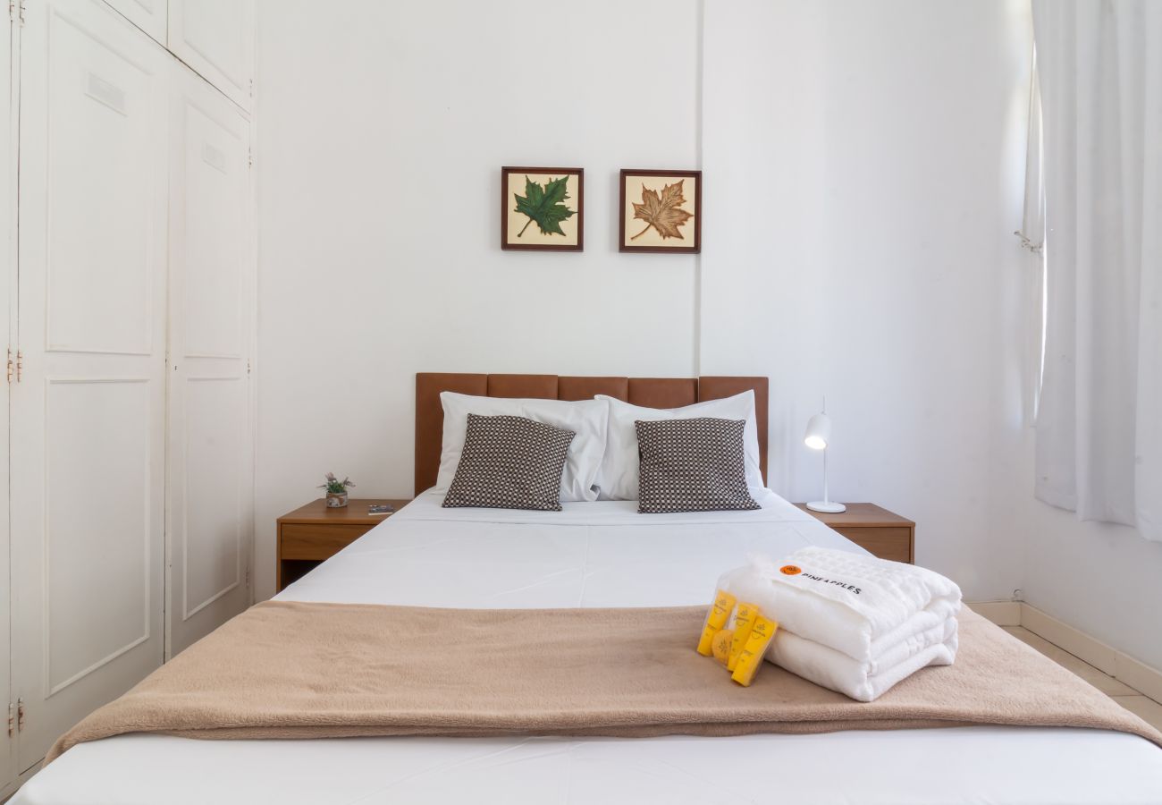 Apartamento em Rio de Janeiro - Apartamento em Copacabana a 4 minutos da praia | SF704 