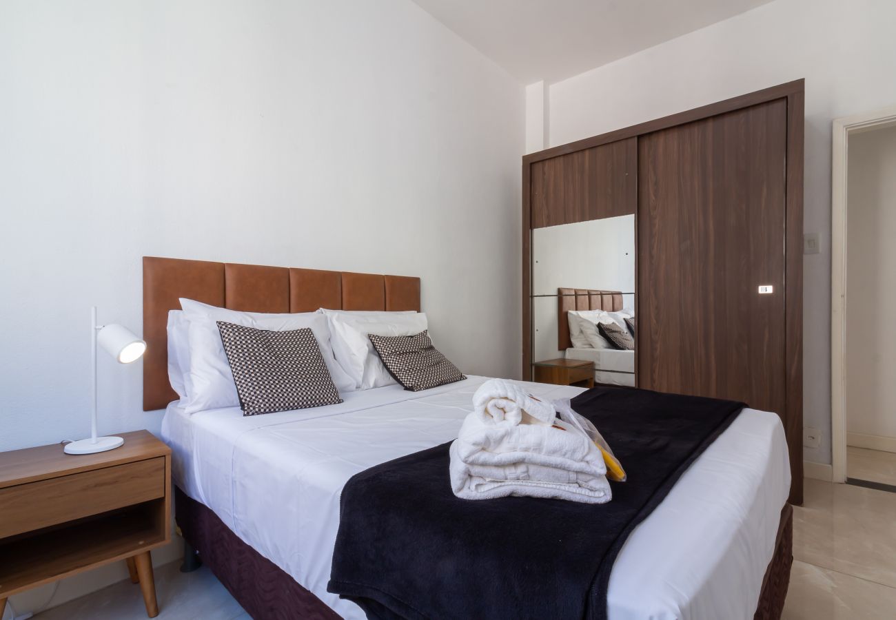Apartamento em Rio de Janeiro - Apartamento em Copacabana a 4 minutos da praia | SF704 