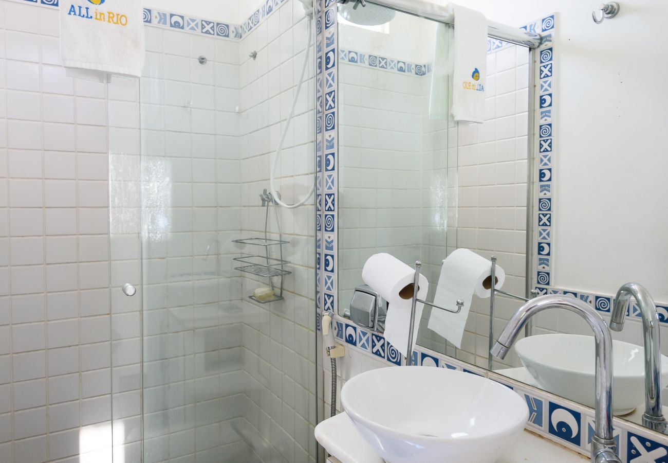 Apartamento em Rio de Janeiro - Cobertura em Ipanema |Vista p/ o Cristo| MQC502 
