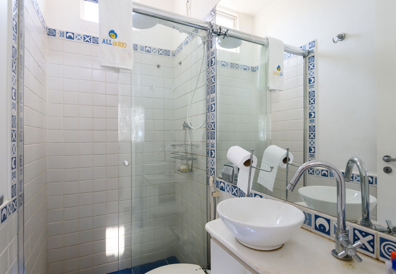 Apartamento em Rio de Janeiro - Cobertura em Ipanema |Vista p/ o Cristo| MQC502 
