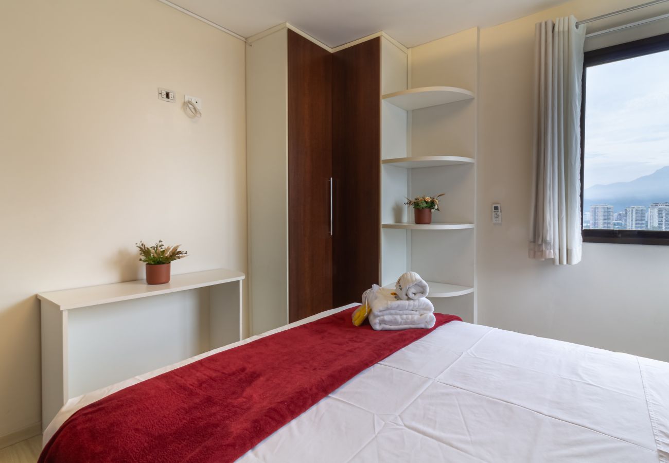 Apartamento em Rio de Janeiro - Atraente na Barra da Tijuca com vista | AS1602