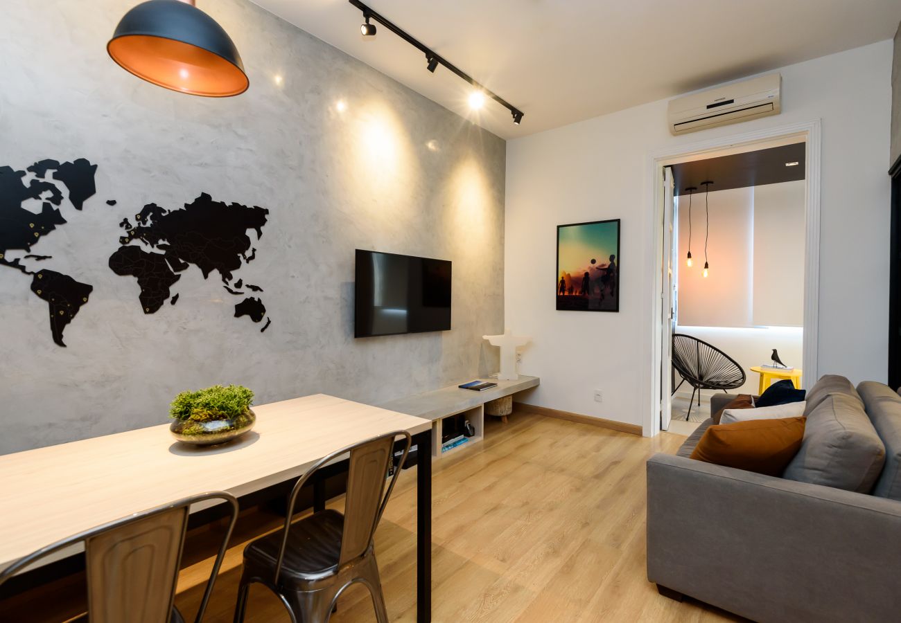 Apartamento em Rio de Janeiro - 5 minutos da praia de Copacabana | NSC902