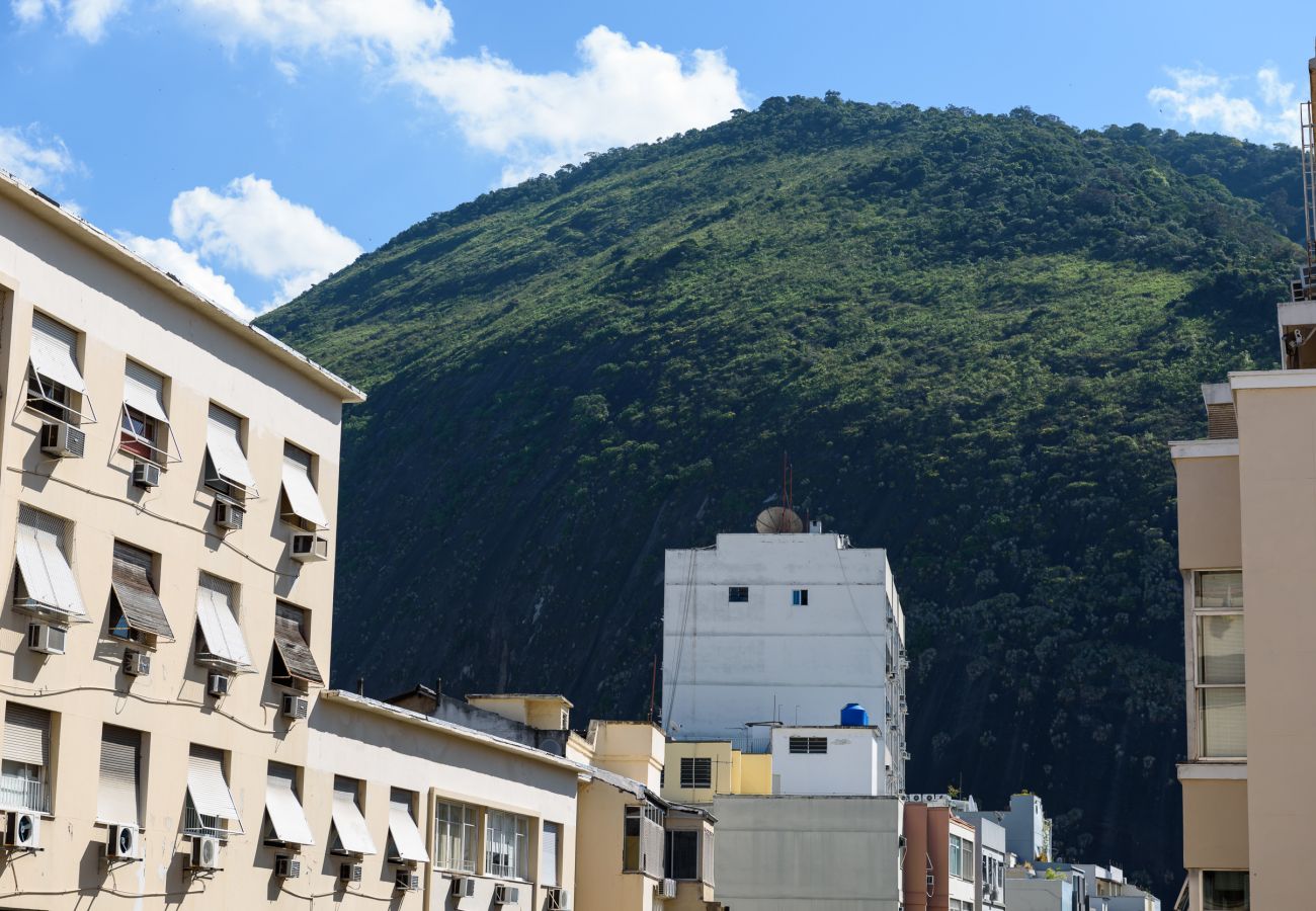 Apartamento em Rio de Janeiro - 5 minutos da praia de Copacabana | NSC902
