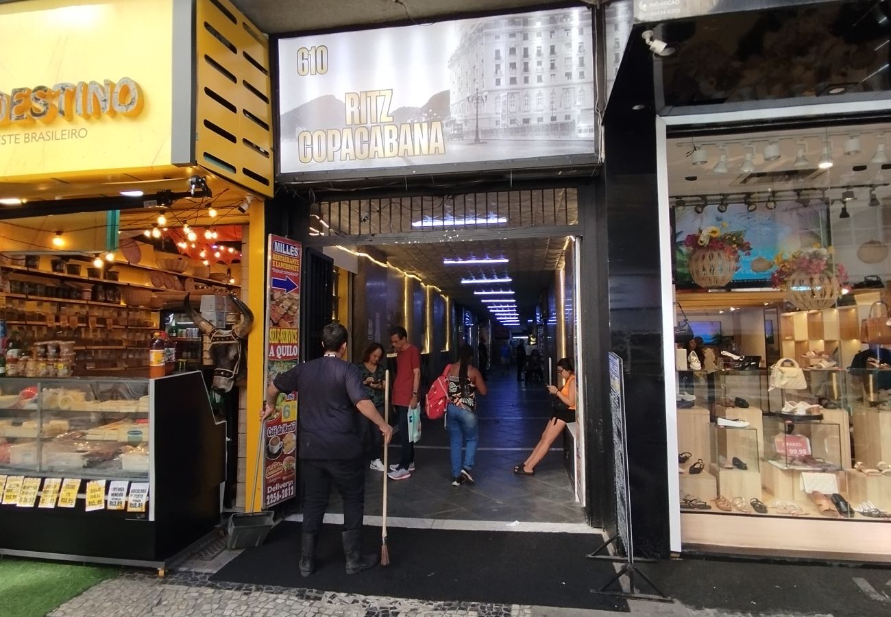 Estúdio em Rio de Janeiro - 5 minutos da praia de Copacabana | NSC1109