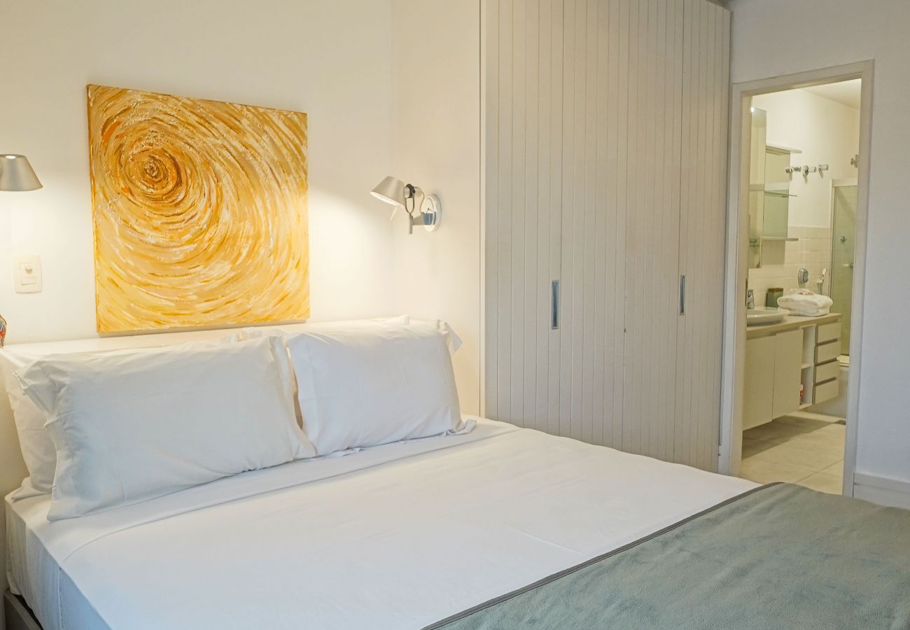 Apartamento em Rio de Janeiro - 15 minutos da praia de Leblon | VA202