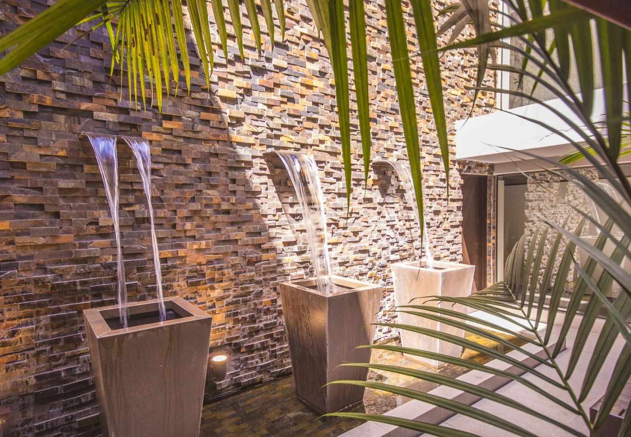 Apartamento em João Pessoa - HOLANDA´S PRIME | Melhor localização Tambaú, Wi-Fi