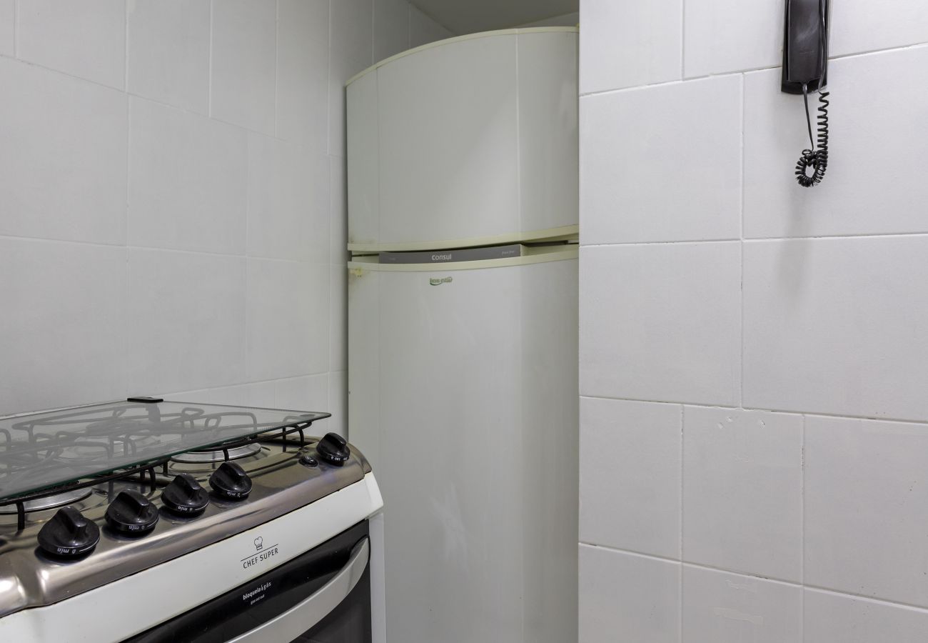 Apartamento em Rio de Janeiro - Aconchego em Copa | Decoração clássica | BR911 