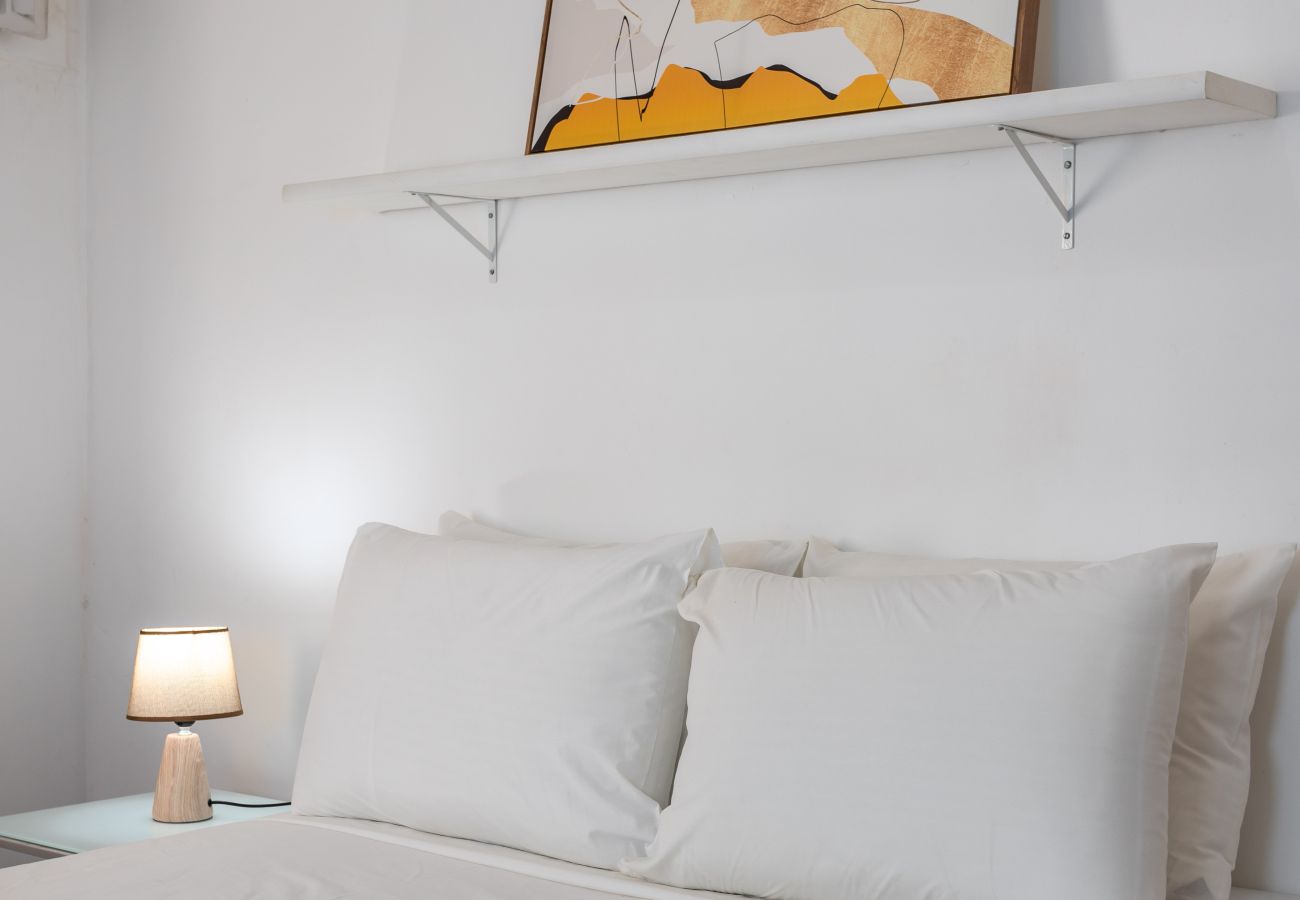 Apartamento em Rio de Janeiro - 5 minutos da praia de Copacabana | BR608