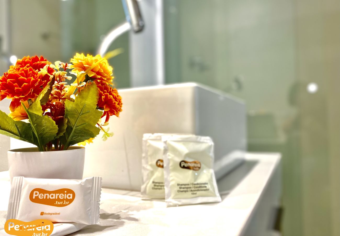 Apartamento em João Pessoa - Oceânica Cabo Branco | Clássico Retrô & Conforto