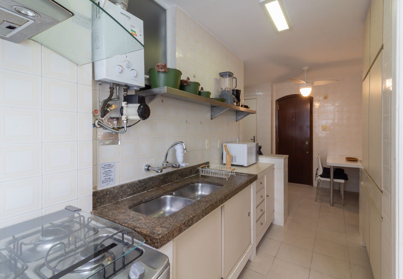 Apartamento em Rio de Janeiro - Próximo do metrô e 10 minutos da praia | MFB302
