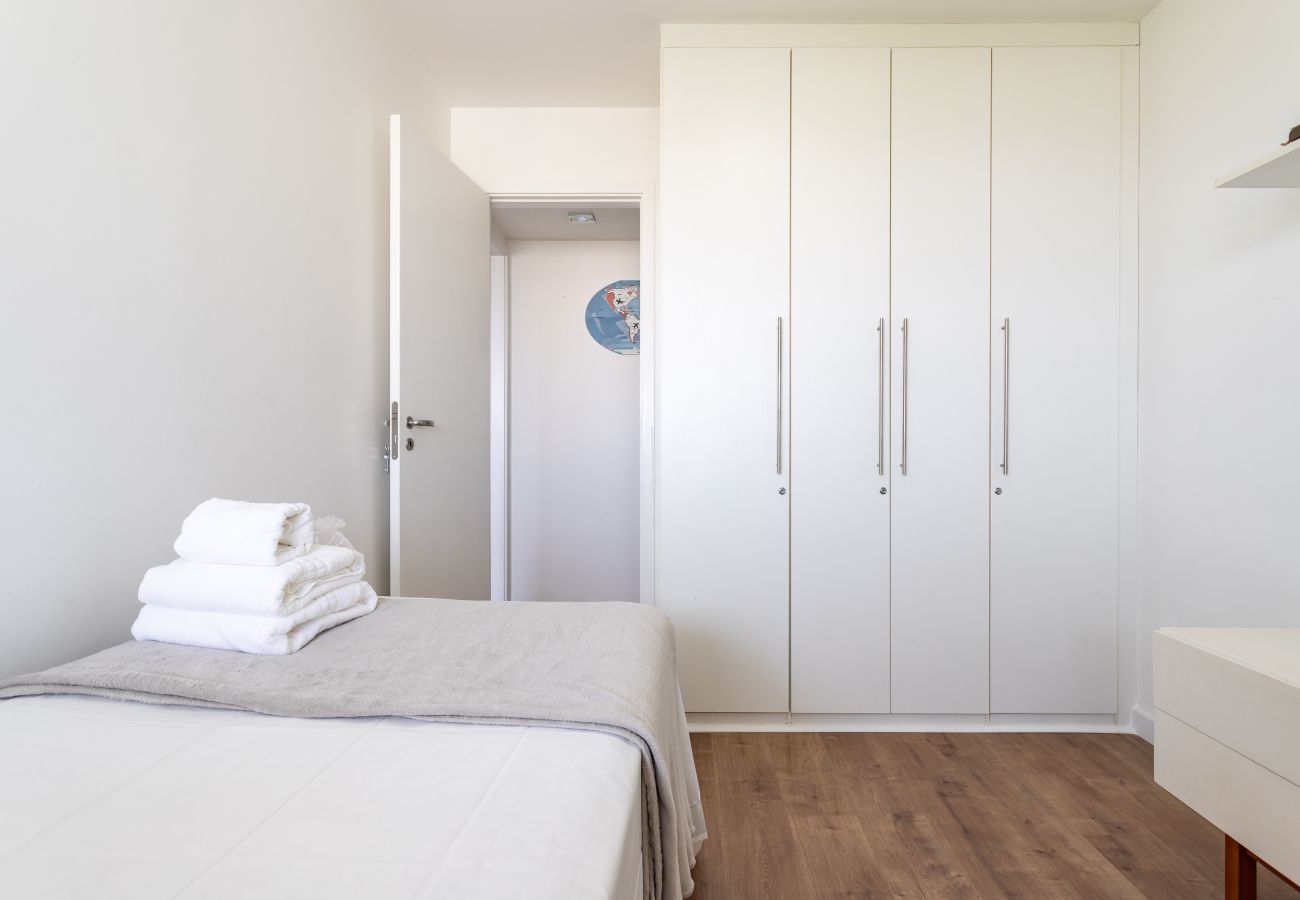 Apartamento em Rio de Janeiro - Próximo do Parque Olimpico, bem localizado | SA1005