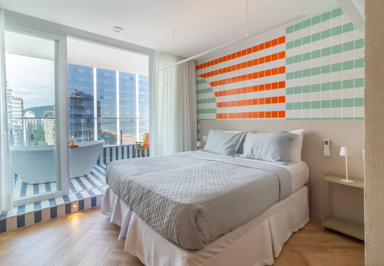 Apartamento em Rio de Janeiro - Vista para o Mar e Varanda com Banheira  | Q21