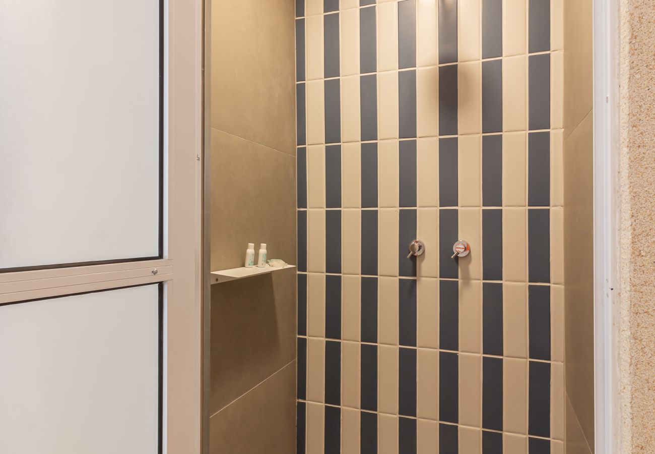 Apartamento em Rio de Janeiro - Refúgio a Poucos Passos de Praia de Copacabana | Q8