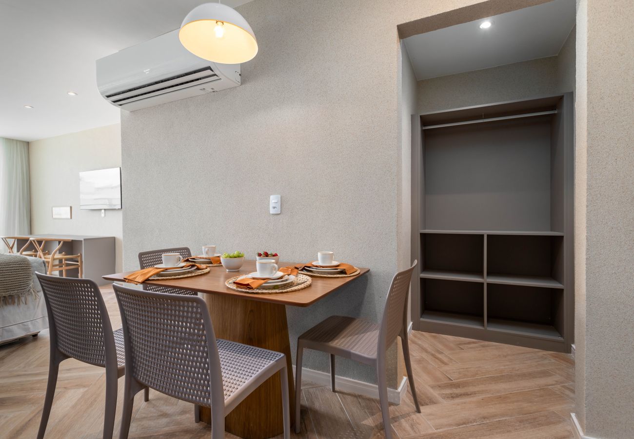 Apartamento em Rio de Janeiro - Vista para o Mar e Varanda com Banheira | Q5