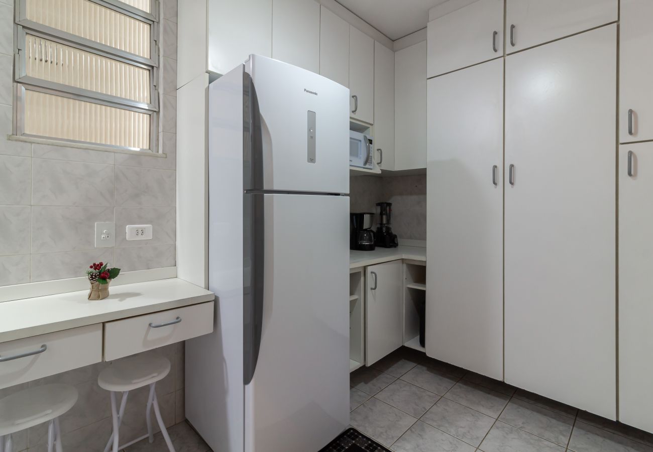Apartamento em Rio de Janeiro - Conforto em Copacabana a 9 minutos da praia | CJ202 