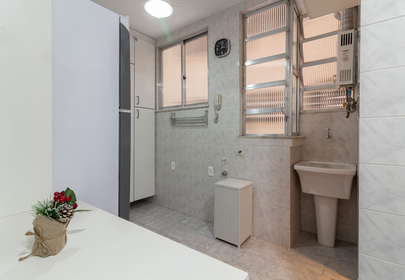 Apartamento em Rio de Janeiro - Conforto em Copacabana a 9 minutos da praia | CJ202 