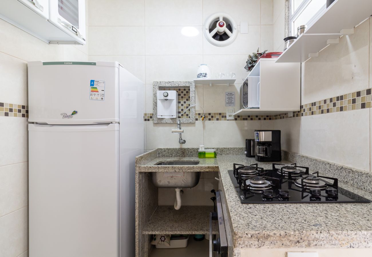Apartamento em Rio de Janeiro - Acolhedor em Copacabana a 7 minutos da praia | FM211