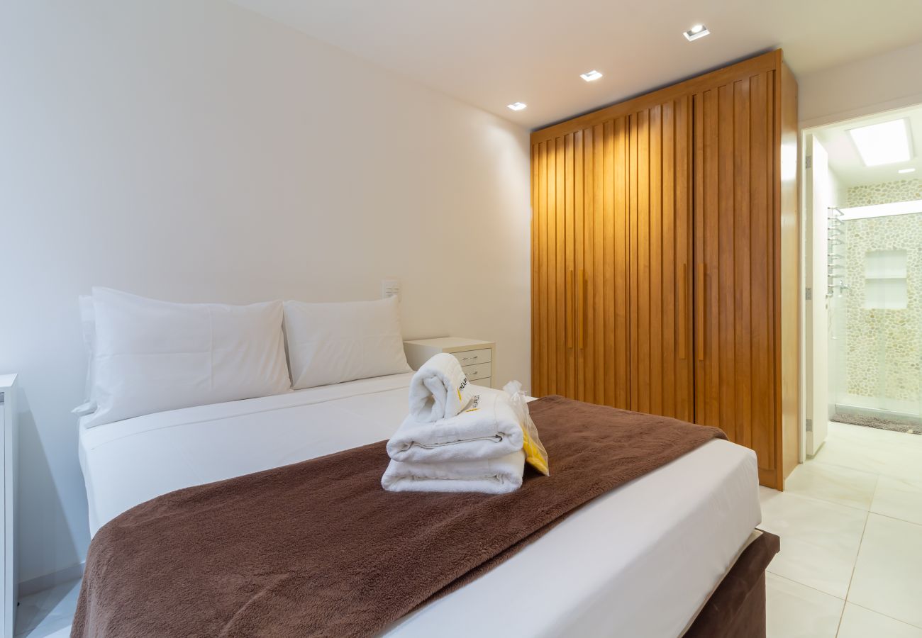 Apartamento em Rio de Janeiro - Conforto no Leblon a 10 minutos da praia | BM802 