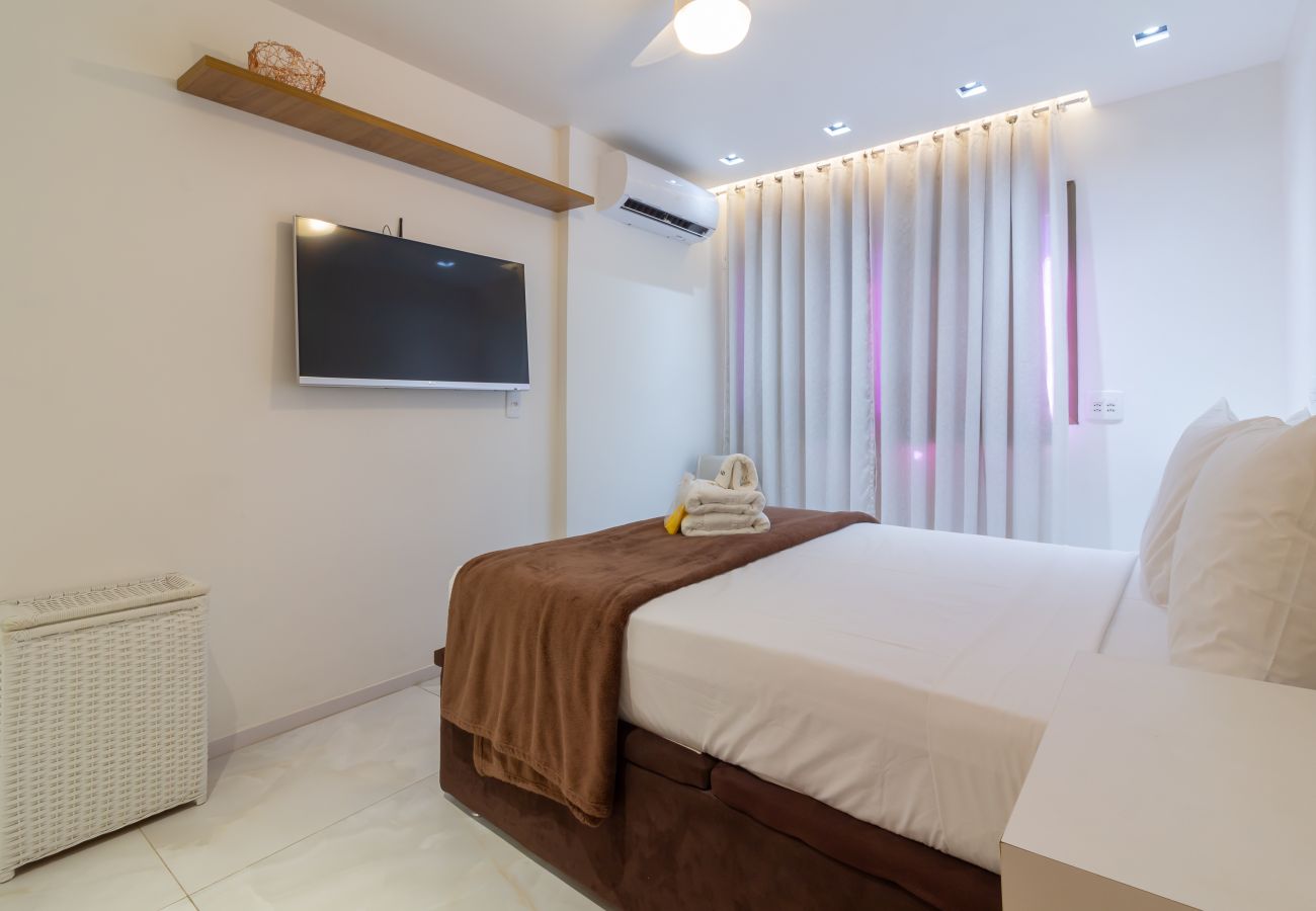 Apartamento em Rio de Janeiro - Conforto no Leblon a 10 minutos da praia | BM802 