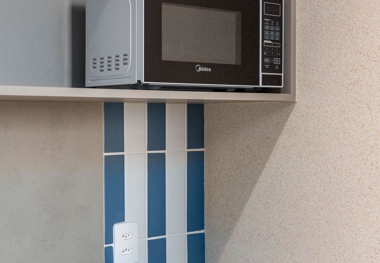 Apartamento em Rio de Janeiro - Charmoso Estúdio a Poucos Passos da Praia | CNJ Q6