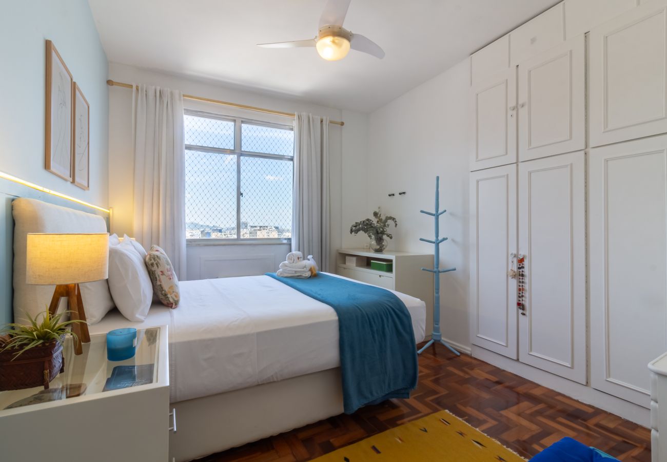 Apartamento em Rio de Janeiro - 4 minutos do Arcos da Lapa | SR1502  