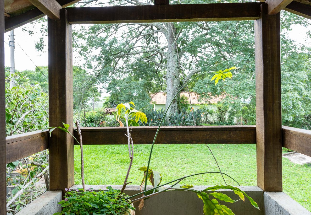 Casa em Miguel Pereira - Refúgio Perfeito em Miguel Pereira | AND61