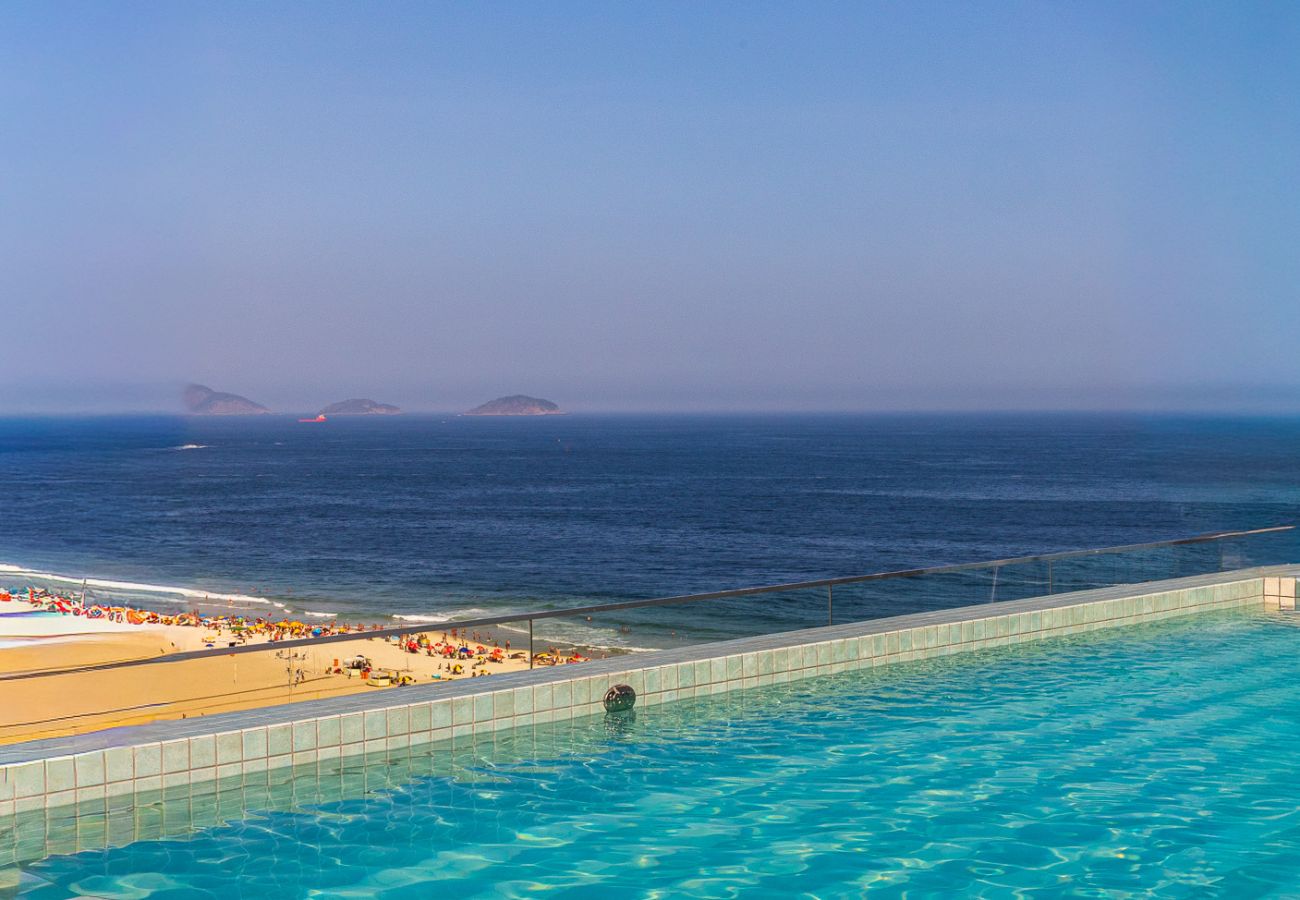 Apartamento em Rio de Janeiro - Vista para o Mar e Varanda com Banheira | Q20