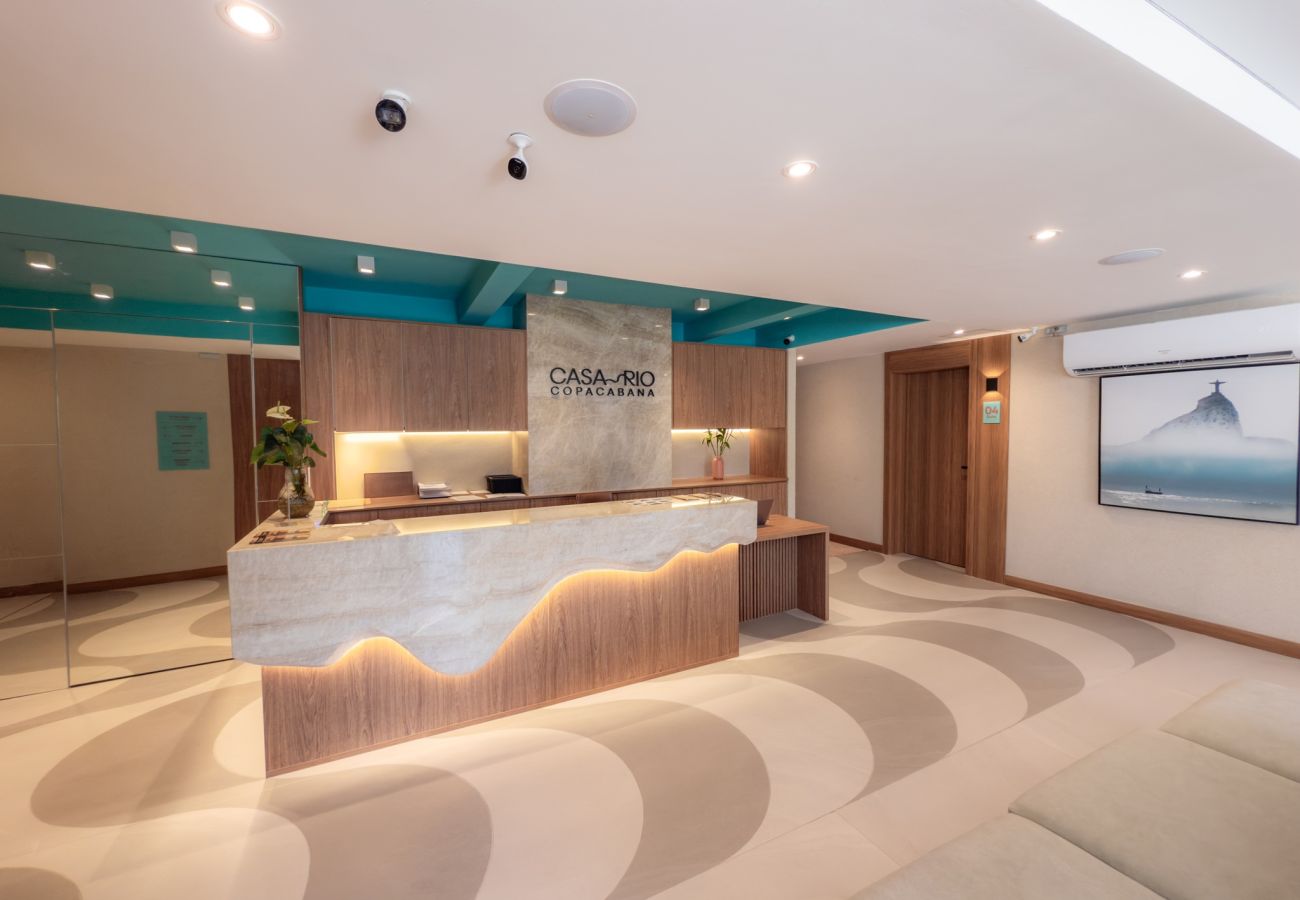 Apartamento em Rio de Janeiro - Refúgio a Poucos Passos de Praia de Copacabana | Q10 PCD