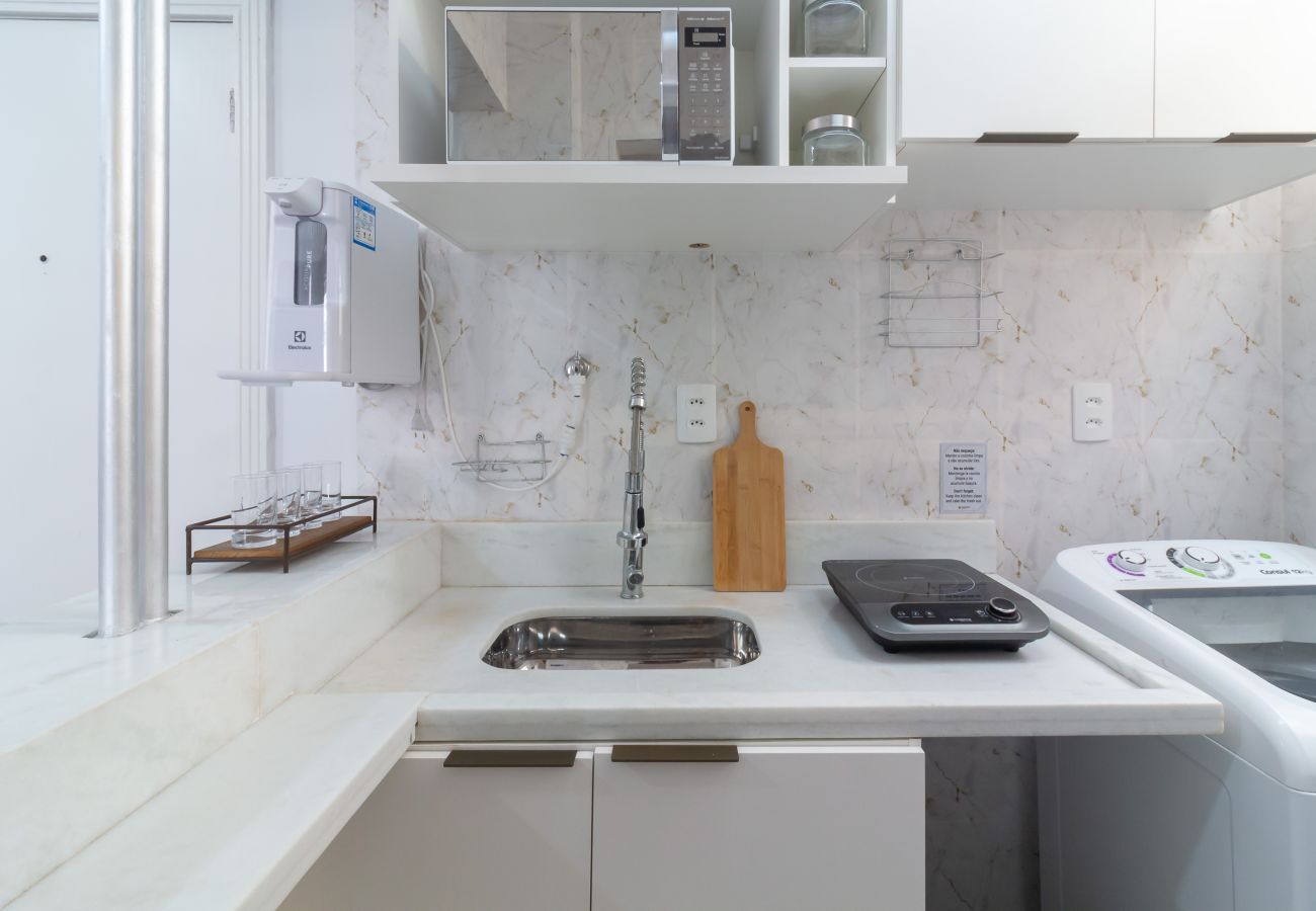 Apartamento em Rio de Janeiro - Refúgio em Copacabana para dois | NSC1011 