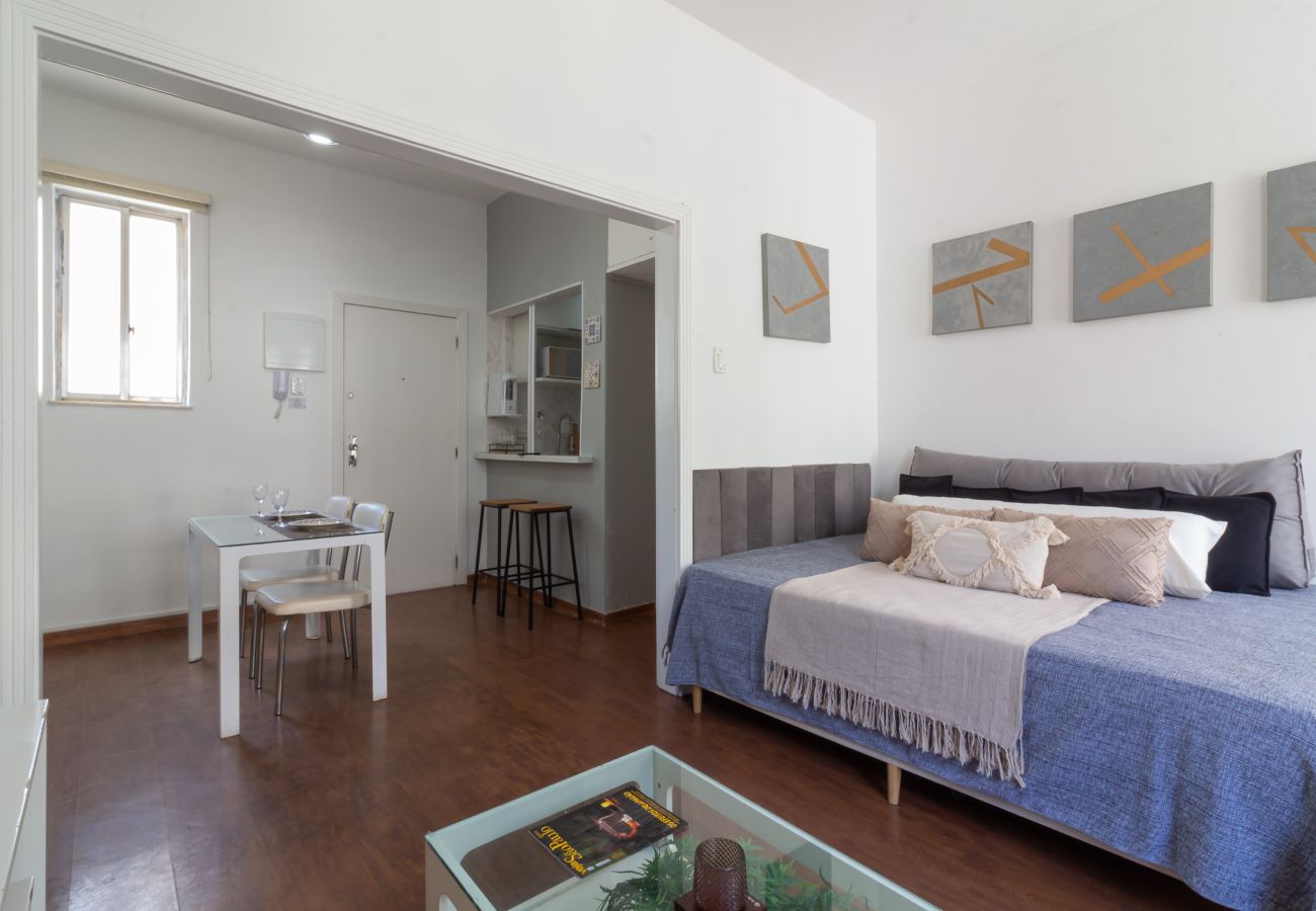 Apartamento em Rio de Janeiro - Refúgio em Copacabana para dois | NSC1011 