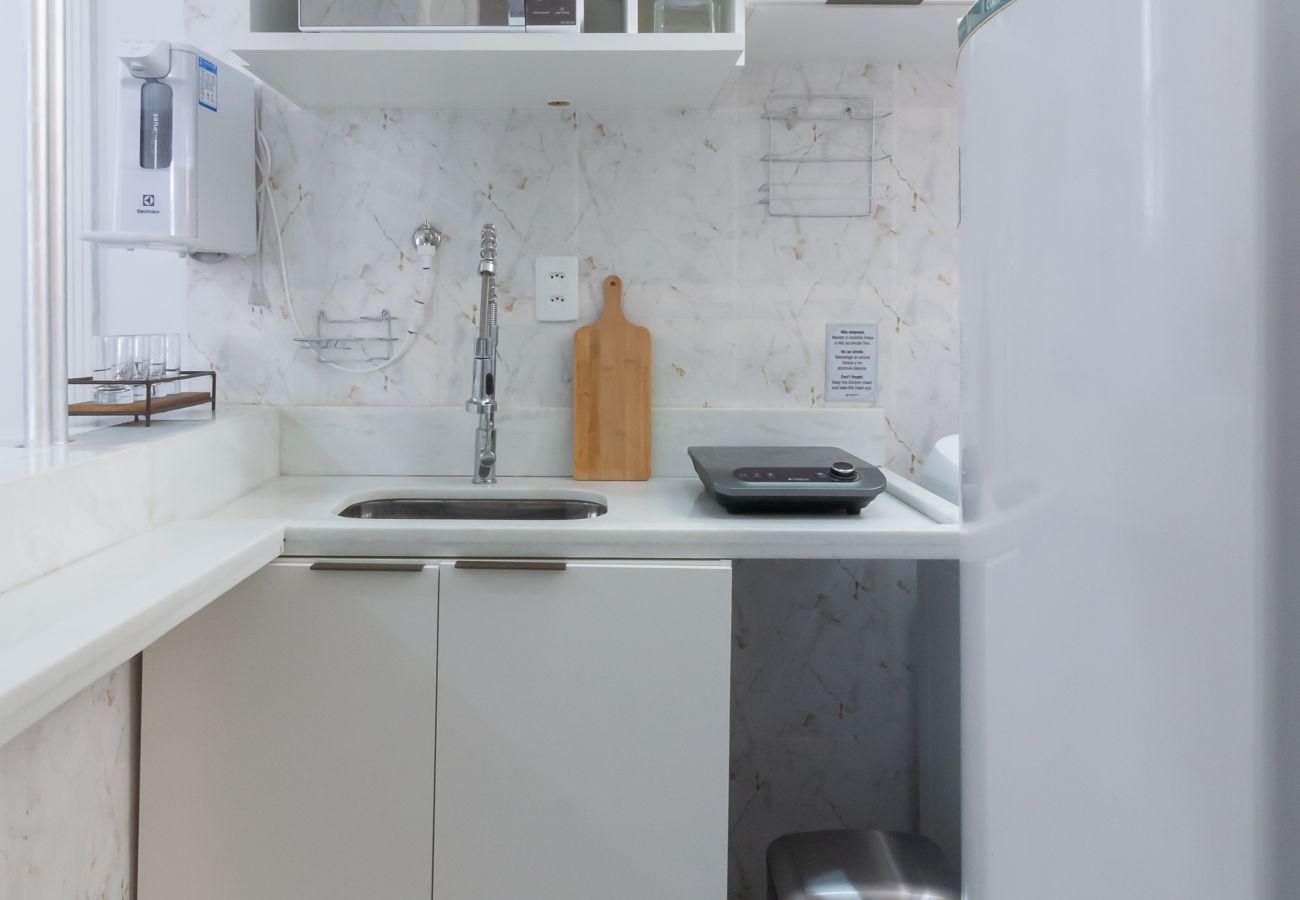 Apartamento em Rio de Janeiro - Refúgio em Copacabana para dois | NSC1011 