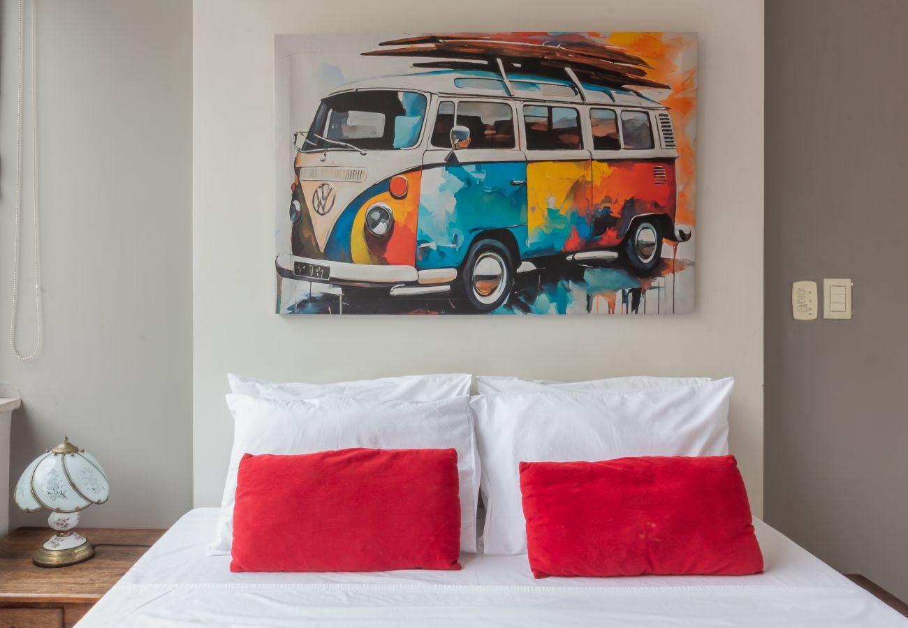Ferienwohnung in Rio de Janeiro - 450 metros da praia do Leme | PI401