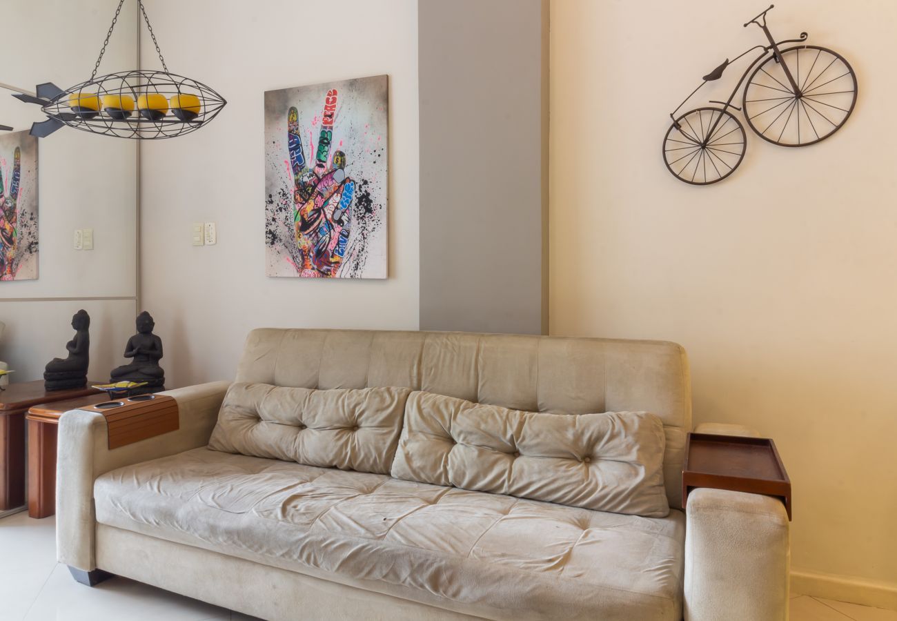 Ferienwohnung in Rio de Janeiro - 450 metros da praia do Leme | PI401