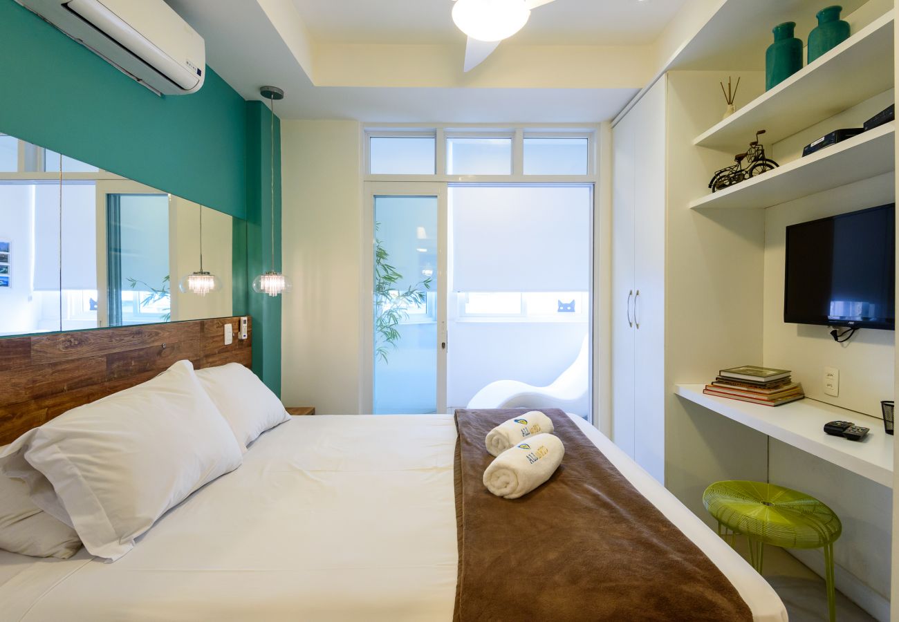 Ferienwohnung in Rio de Janeiro - Vista lateral para o mar, 3 minutos da praia | PJ204