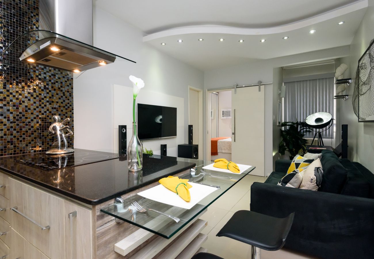 Ferienwohnung in Rio de Janeiro - 800m da Praia de Copacabana | BC101