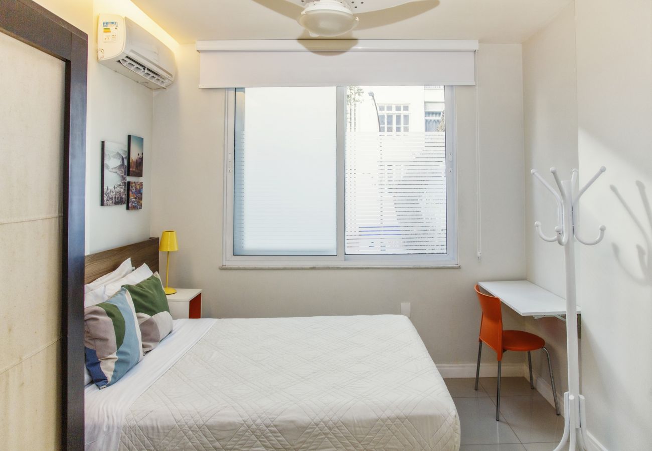 Ferienwohnung in Rio de Janeiro - Adorável em Copacabana |Próximo a praia| MVC205 
