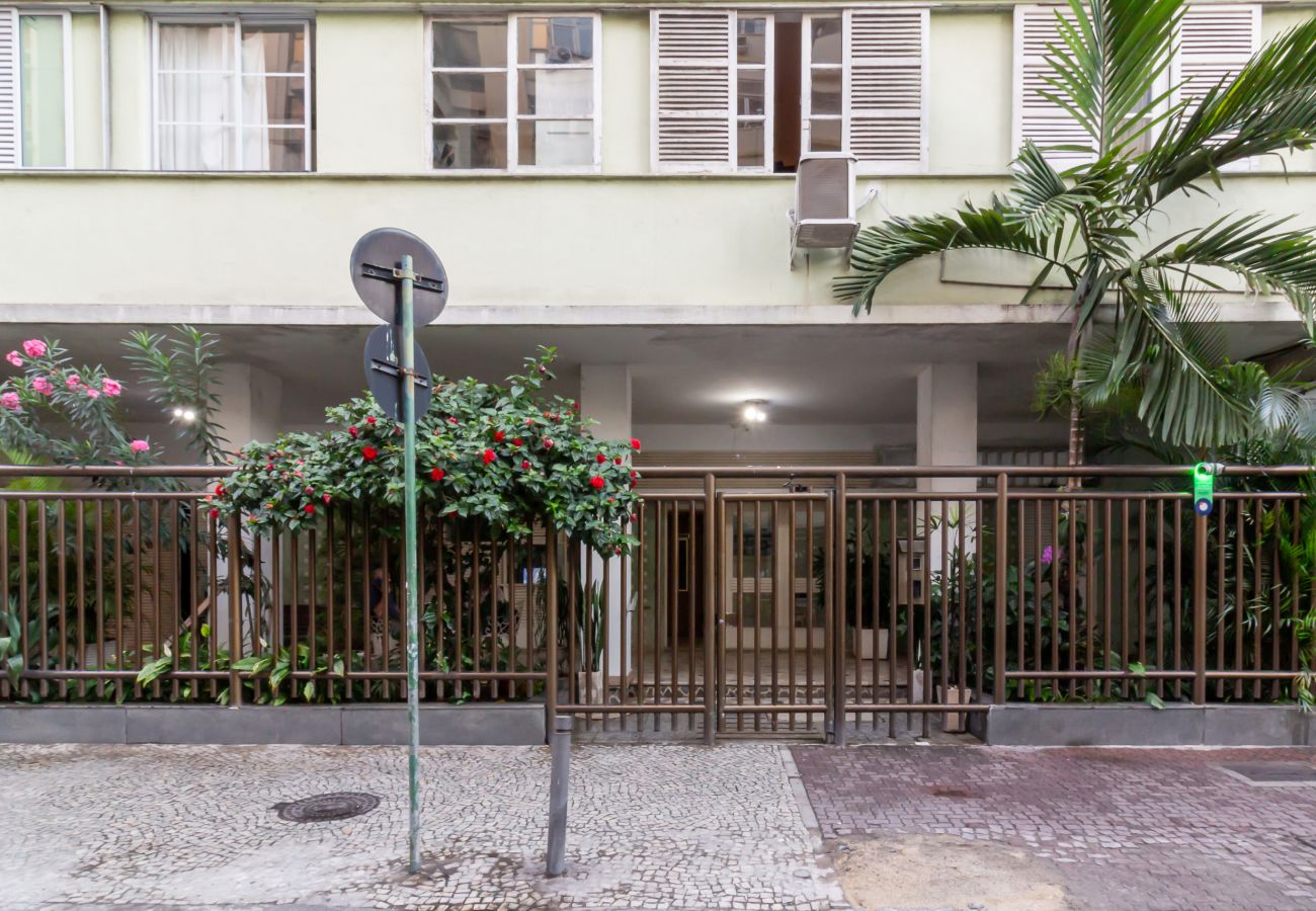 Ferienwohnung in Rio de Janeiro - 6 minutos da praia de Ipanema e próximo do metrô | J804
