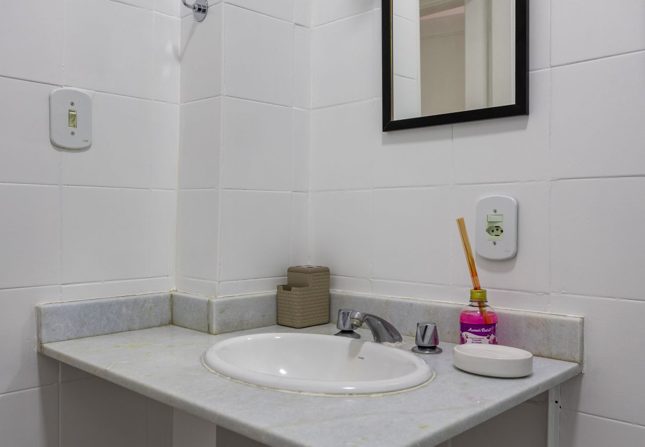 Ferienwohnung in Rio de Janeiro - Aconchego em Copa | Decoração clássica | BR911 
