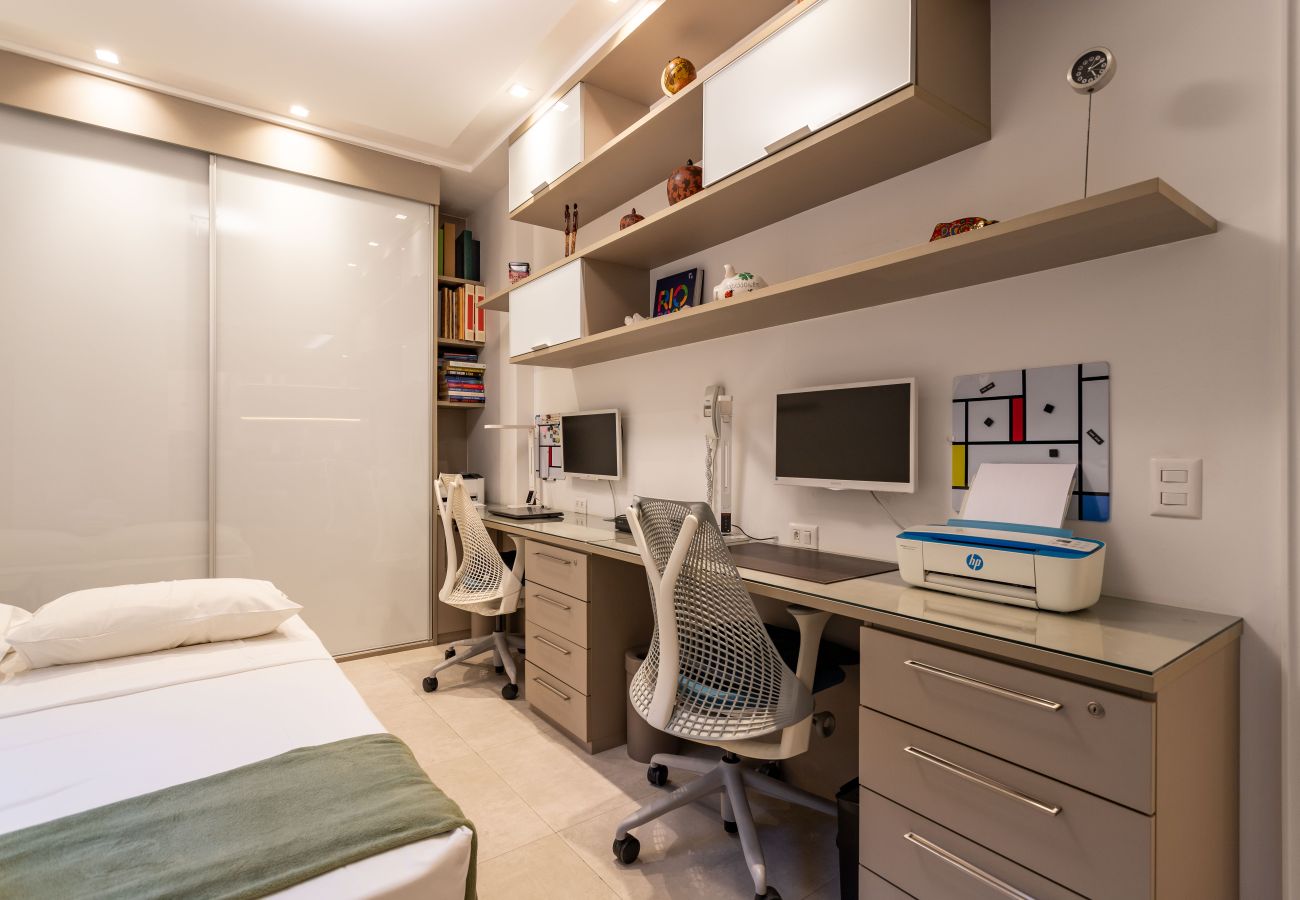 Ferienwohnung in Rio de Janeiro - Próximo da Lagoa, em frente ao CASV | PC204