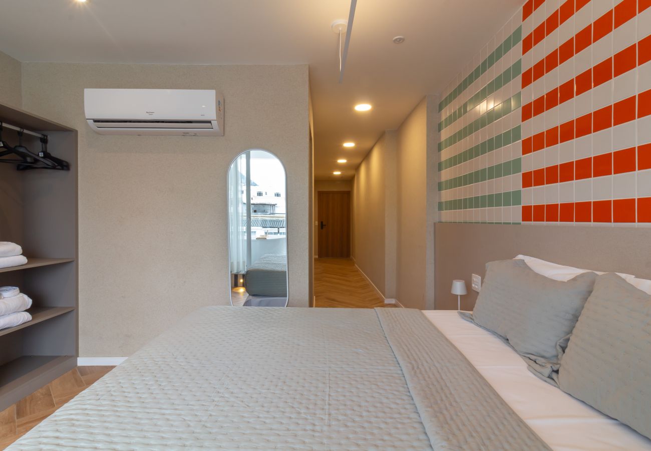 Ferienwohnung in Rio de Janeiro - Vista para o Mar e Varanda com Banheira  | Q4