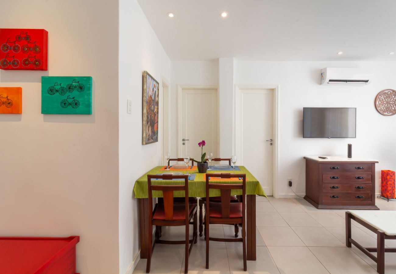 Apartment in Rio de Janeiro - 7 minutes from Ipanema beach | BT201