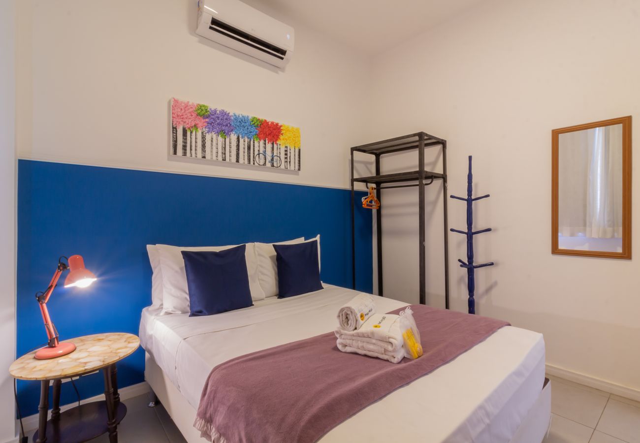 Apartment in Rio de Janeiro - 7 minutes from Ipanema beach | BT201
