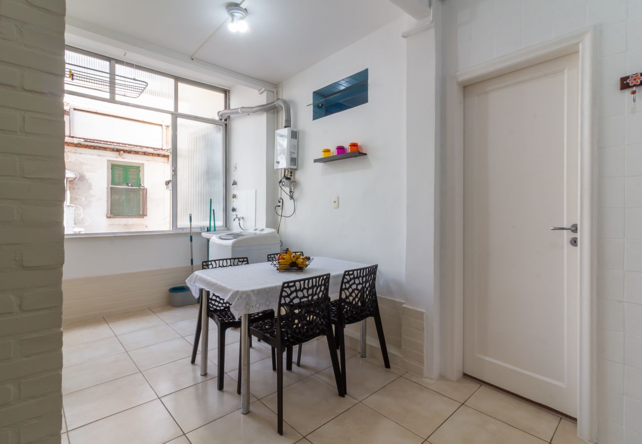 Apartment in Rio de Janeiro - 7 minutes from Ipanema beach | BT201